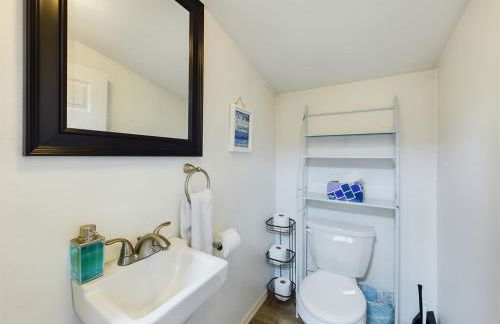 Ocean & Mountain View Home, near Downtown Juneau - Foto 57