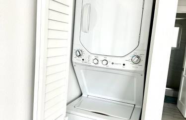 Penthouse Steps from Victoria Beach 180 degree ocean views - Foto 20