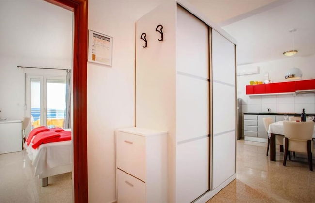 Comfy Beach Apartments With its own Balcony - Foto 11