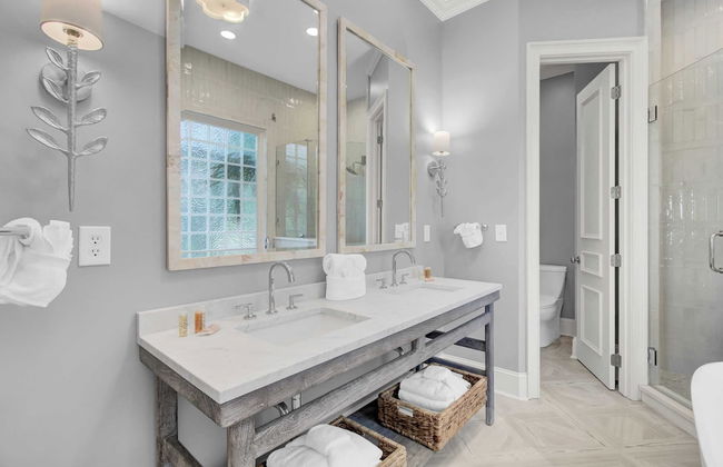 114 Ocean Boulevard by Avantstay Beachfront Infinity Pool Basketball Court Recently Renovated! - Foto 47