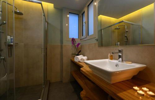 Tessera Villas & Studios Collection - Photo 49