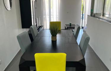 AL Manas Pereira - Photo 4