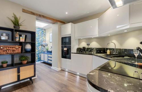 La Petite Maison Apartments - Photo 4