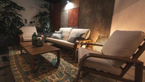 Tita Deluxe - Foto 2