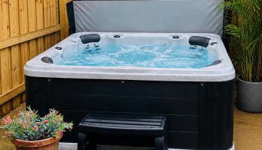 Cozy Comfy Beach Cottage w Hot Tub - Foto 2