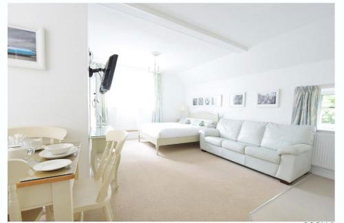 The Old Stables - Photo 2