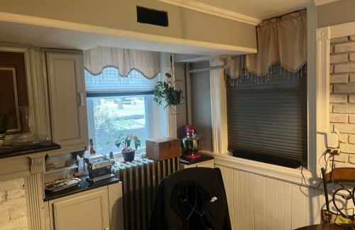 2 Br Victorian Apt 2800 sq ft 2 floors with Full Kitchen 2 baths and Laundry - Foto 14