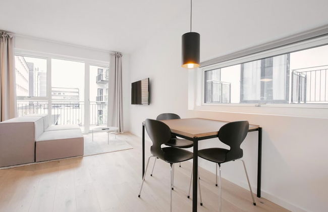 Townhouse Studio w Large Private Balcony - Foto 1