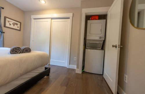 Parkside Escape South Hill w Private ADU - Photo 21