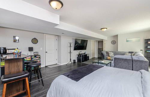 ~It's a Gem~Comfy Hideaway for R&R ~King Bed!~ - Foto 8