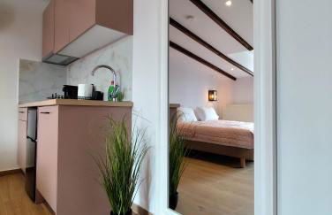 Meteora Gold and Glass Loft - Foto 11