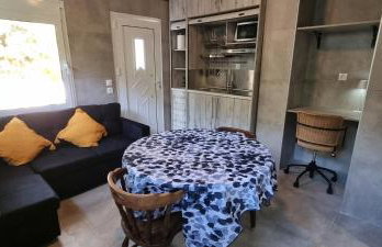 Poolside apt in the pines, steps from the Sea - Foto 5