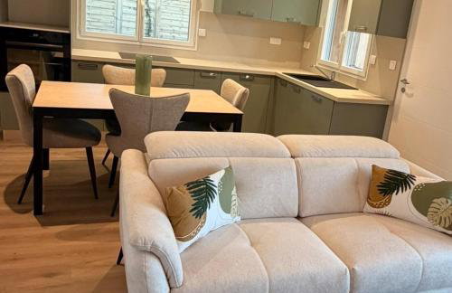 CALA CORSICA - Villas 5 Etoiles T5 Piscine privée - Villa T4 Piscine privée chauffée - Villa T3 Piscine partagée - Internet Fibre - Entièrement Climatisée à Lecci de Porto-Vecchio Cala Rossa - Foto 2