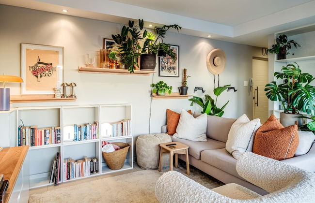 Extraordinary Stay in Mouille Point The Apartment - Photo 21