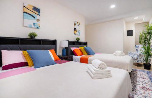 3 Bedroom Cozy Home in Manhattan Valley - Photo 5