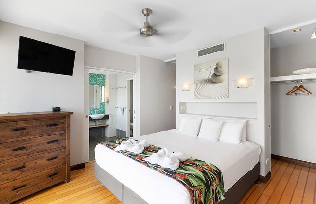 The Boathouse Apartments - Photo 10