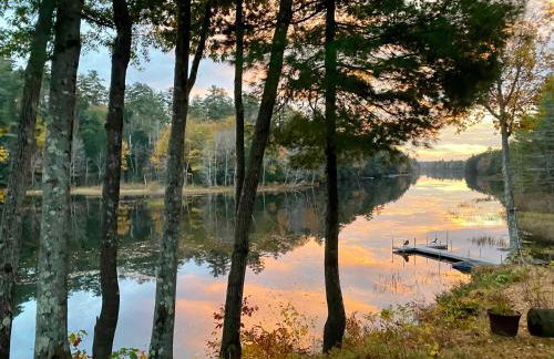 Treehouse Duo Lakefront 2 Private Hot Tubs - Photo 6