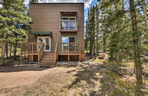 Woodsy Cabin Hideaway with Deck Hike, Fish, Escape - Foto 22