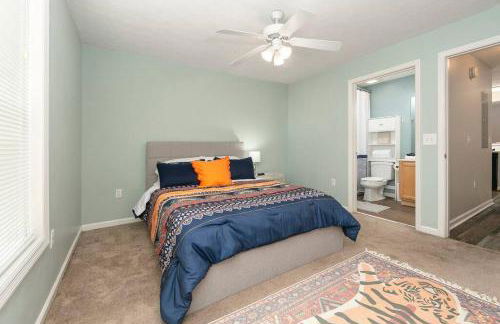 Vibrant Living Near Auburn University l 4BR 4BA - Foto 5