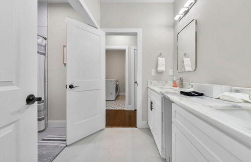 Twin Homes - 8 Bedroom Retreat In Central ATL - Foto 116