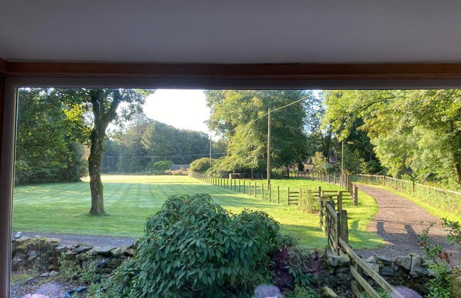 Country Cottage Sleeps 6 w/ Hot Tub & Dog-friendly - Foto 38