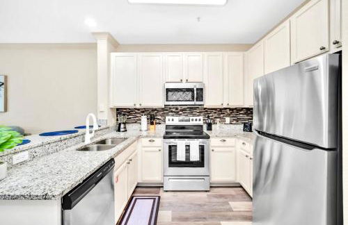 2BR Condo - Pool and Hot Tub - Near Disney - Foto 29