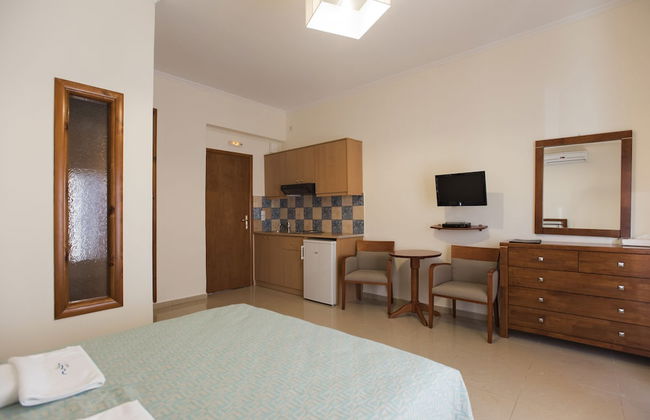 Almiriki Chios Rooms & Apartments - Photo 16