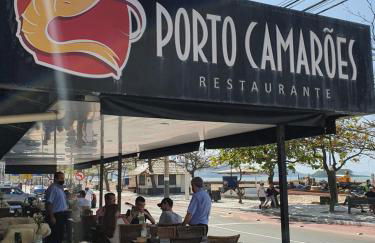 Lindo apto tudo novinho, prédio frente mar - Foto 60