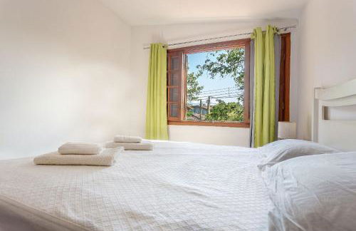 Casa dos Pássaros na areia a 20m da Praia da Baleia com 3 suítes e 1 dorm com ar condicionado, wifi, smart tv, cozinha completa e churrasqueira - Foto 29