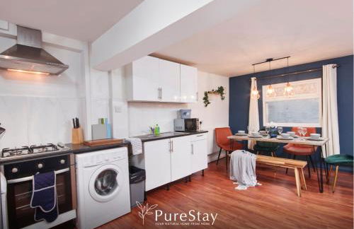 BIG Contractor House in Leamington Spa with 7 Beds by PureStay - 14 Night min! - Foto 47