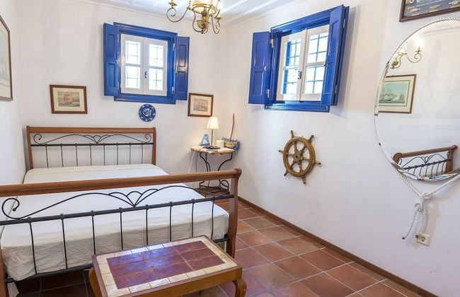 Beachfront Spetses Spectacular Fully Equipped Traditional Villa Families,groups - Photo 11