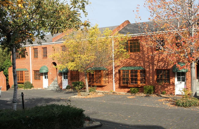 Bay Hotel Apartments - Photo 1