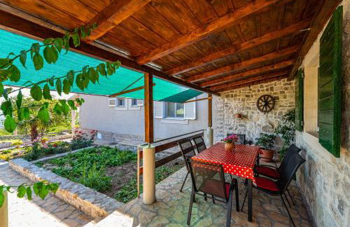 Holiday home Ante with beautiful private garden - Photo 29