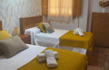 El palacio de Juana - Photo 5