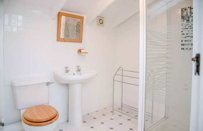 The Shealing, Waldringfield - Photo 35