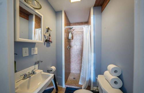 7BR 7BA Big House 1 block from Tropicana and Beach - Foto 38