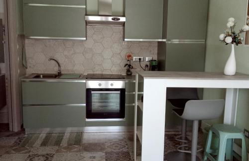 Appartamento con veranda e giardino a 75 m dal mare - Foto 1