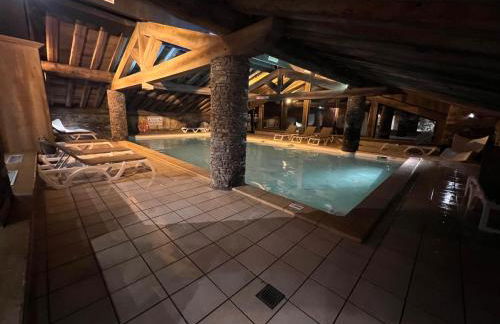 Appartement ski aux pieds dans résidence premium piscine, sauna hamam - Foto 18
