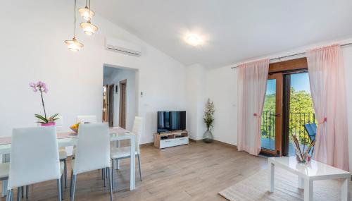 Terre Bianche with Private Pool and Whirlpool - Foto 3