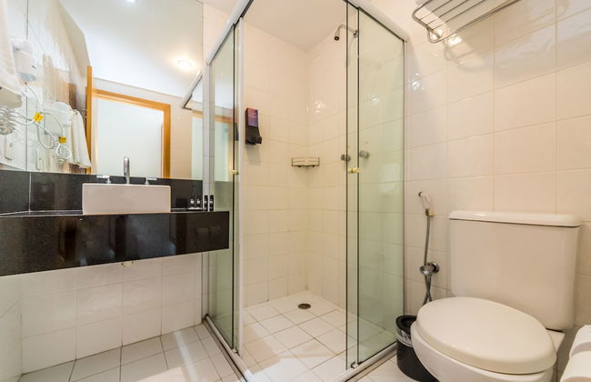 Paraiso Suites by Charlie - Photo 36