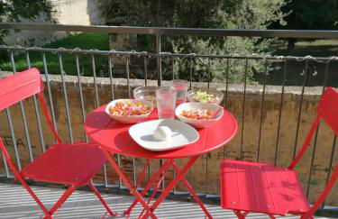 Don Carlo City Center Apt - Photo 19