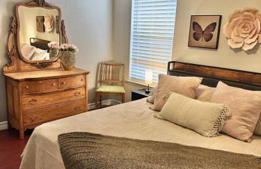 Rare to find a Desert Jewel, West Side, 3 Bedrooms - Foto 2