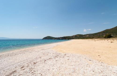 Bill & Eva's precious jewel - Photo 26