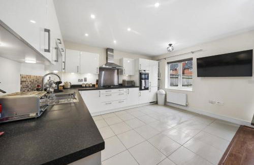 London Heathrow Living Holywell Serviced Houses - 3 and 4 bedrooms By Ferndale - Foto 4