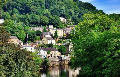 North Lodge - 17th Century Gate Cottage at Hassop Hall - Photo 25