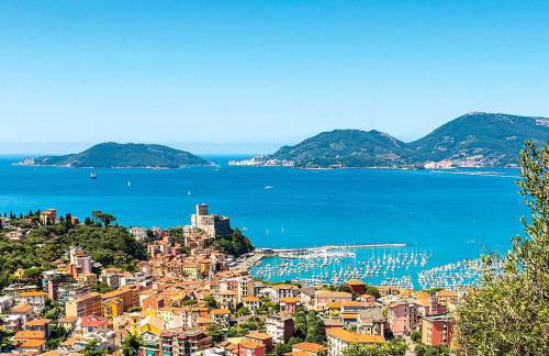 San Terenzo Poets of the sea with parking and balcony - Photo 42