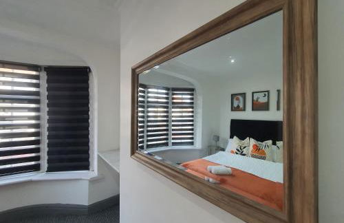 Families Only - Pet Friendly sleeps 6 maximum NO PARTIES - Foto 63