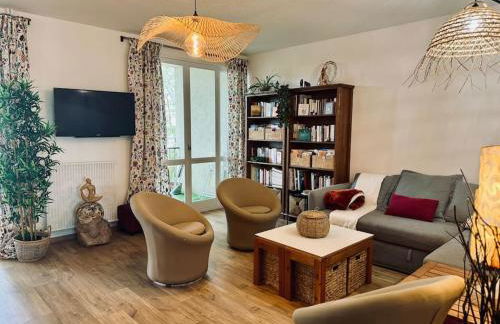 Bel Appartement Gare Centre Face aux Remparts 8 personnes Parking WIFI - Photo 32