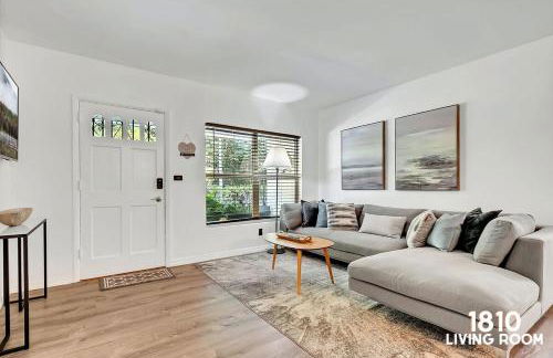 3 Home 12 bedroom compound with Pool and BBQ sleeps 24 - Foto 14