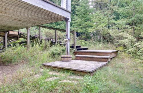 Serene Washington Island Getaway with Private Beach! - Photo 30